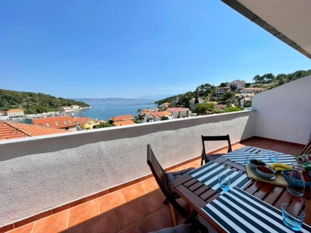 Apartment Frina I, Island Hvar 耶尔萨 外观 照片