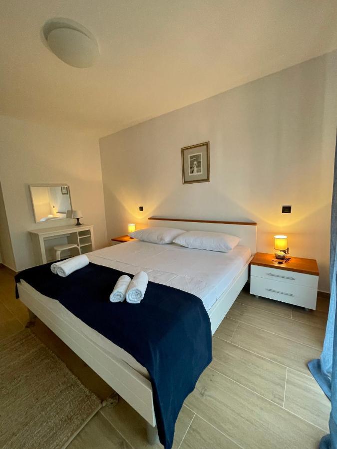 Apartment Frina I, Island Hvar 耶尔萨 外观 照片