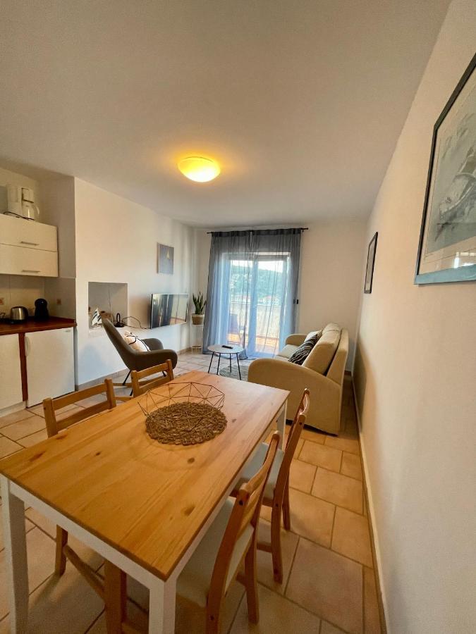 Apartment Frina I, Island Hvar 耶尔萨 外观 照片